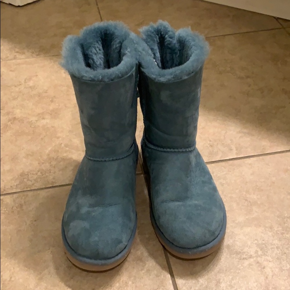 bailey bow uggs
